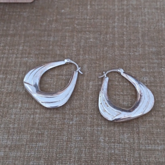 Silver Latch Back Triangle Puffy Hoop Earrings - Picture 7 of 10